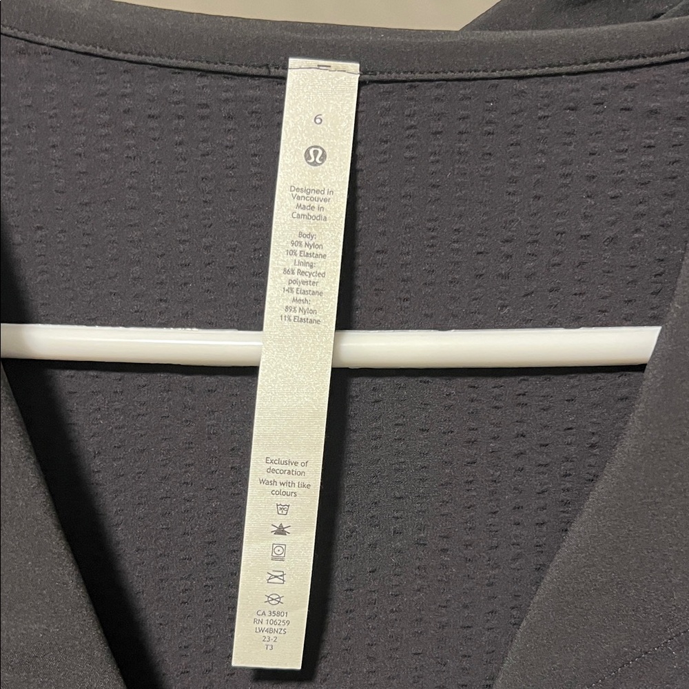 NWT 🍋 Lululemon Black Pack Light Pullover - Size 6 - Picture 4 of 5